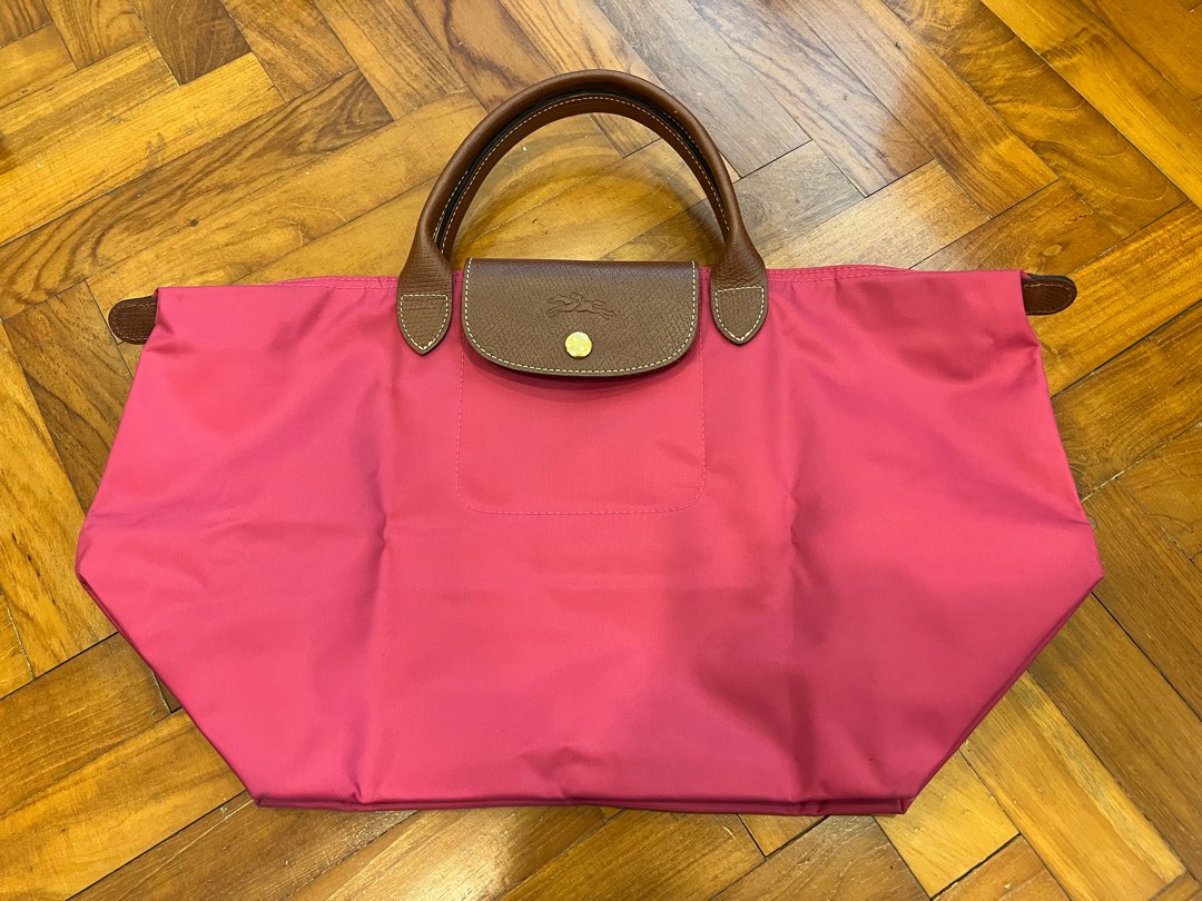 LongChamp Le Pliage Size M, Luxury, Bags & Wallets on Carousell