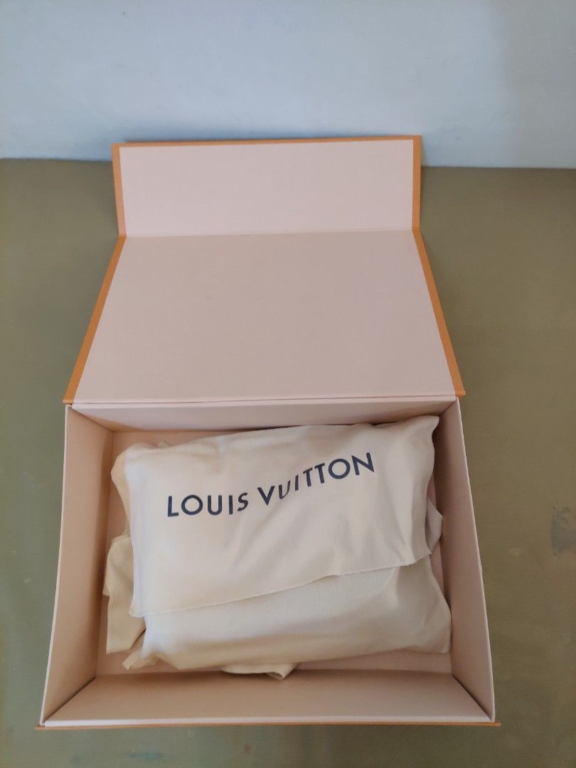 Unboxing Louis Vuitton District PM Damier Graphite 