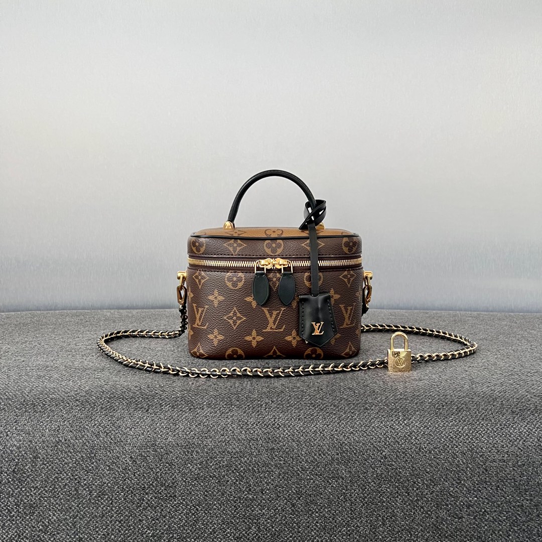 Louis Vuitton Mini Nice Vanity 10/10, Luxury, Bags & Wallets on Carousell