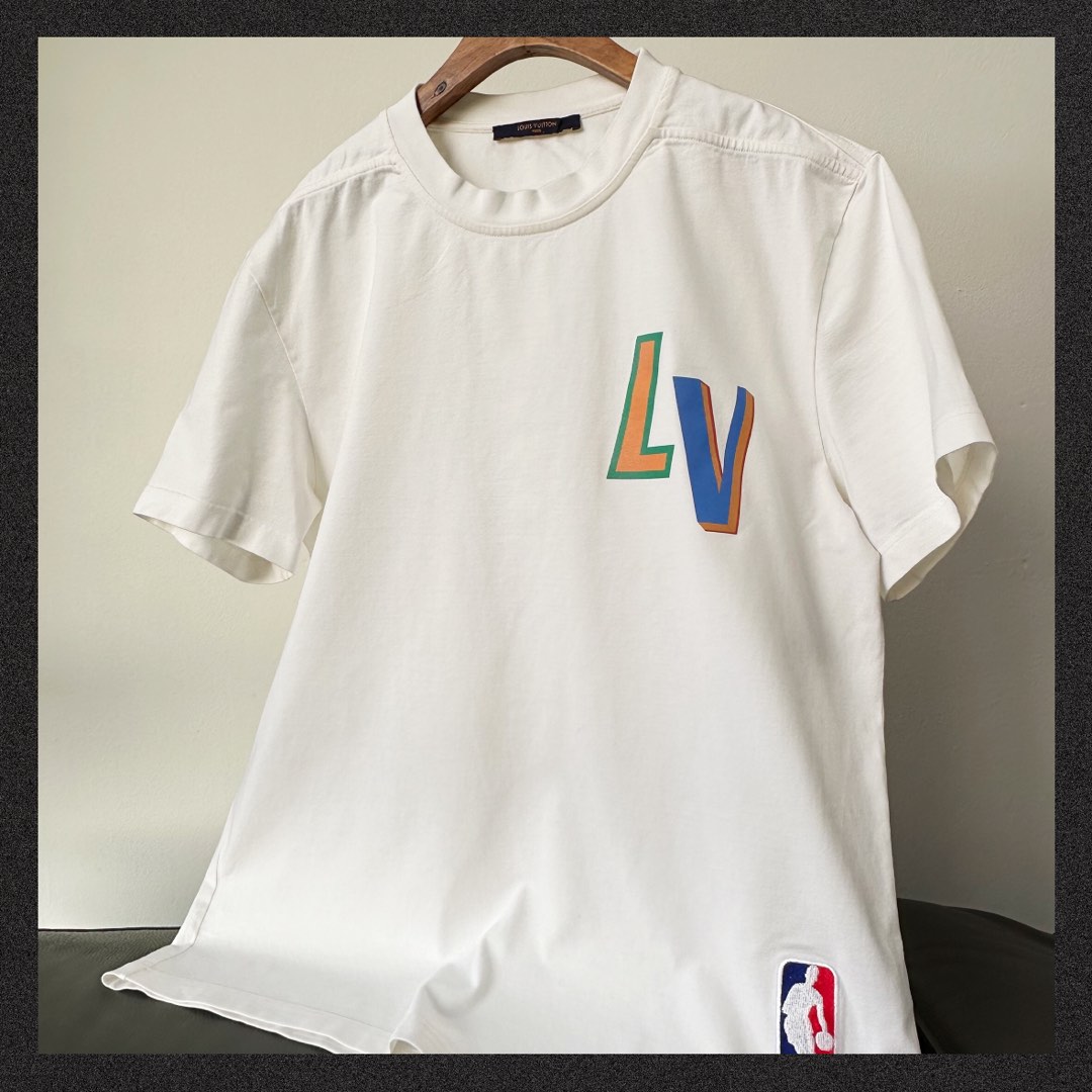 LOUIS VUITTON NBA Embroidery T-shirt Size S Authentic Men Used