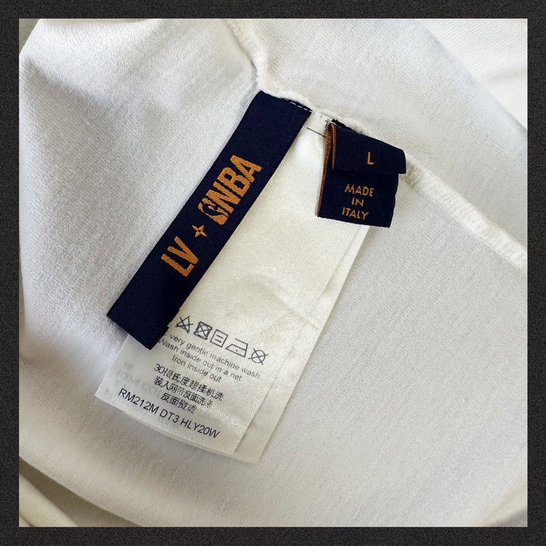 Louis Vuitton x NBA Logo Letter Print Tee, Men's Fashion, Tops & Sets,  Tshirts & Polo Shirts on Carousell