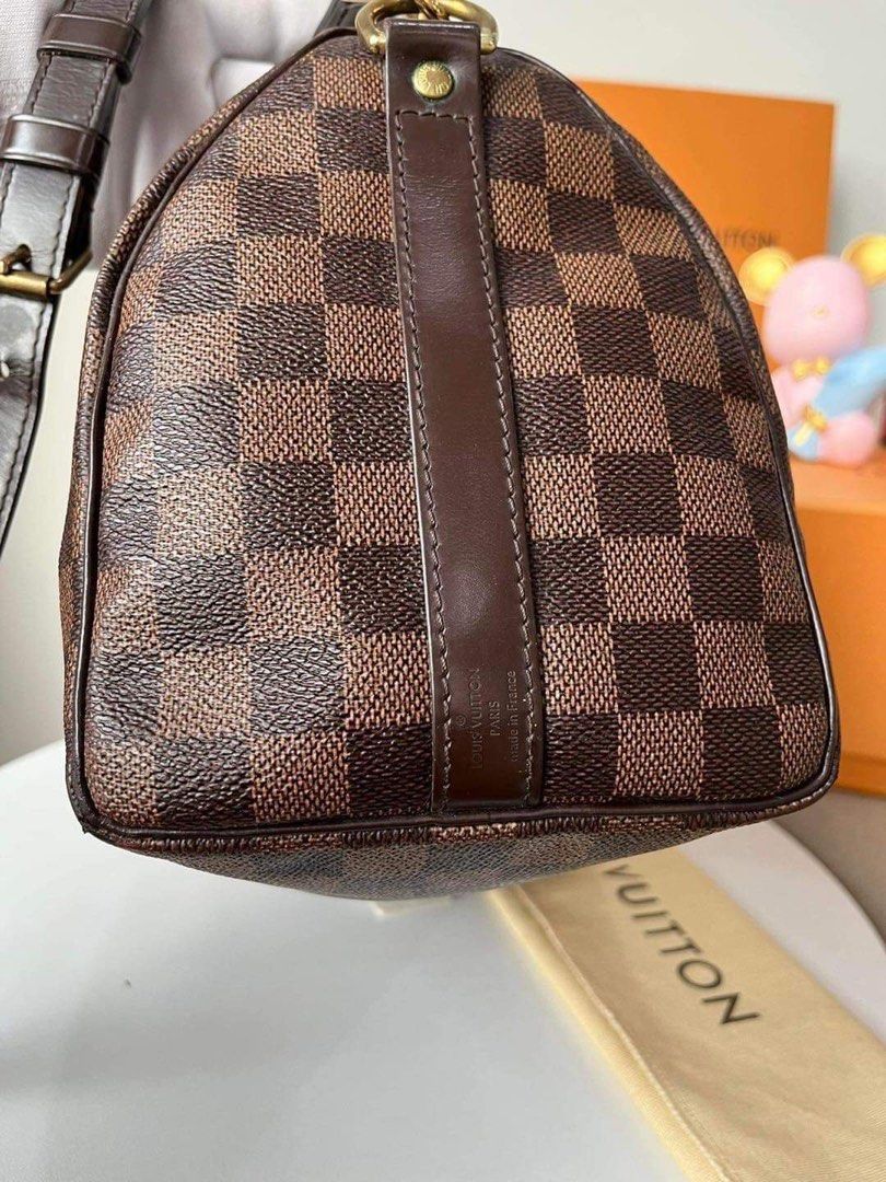 LV Damier Ebene Bando 25 (Category: Luxury Bags & Wallets) located in Quezon City. Submitted by kerenjoydomingo (Listing ID 1238716199, Image 3). Description: pre-love original LV BANDO 25 .