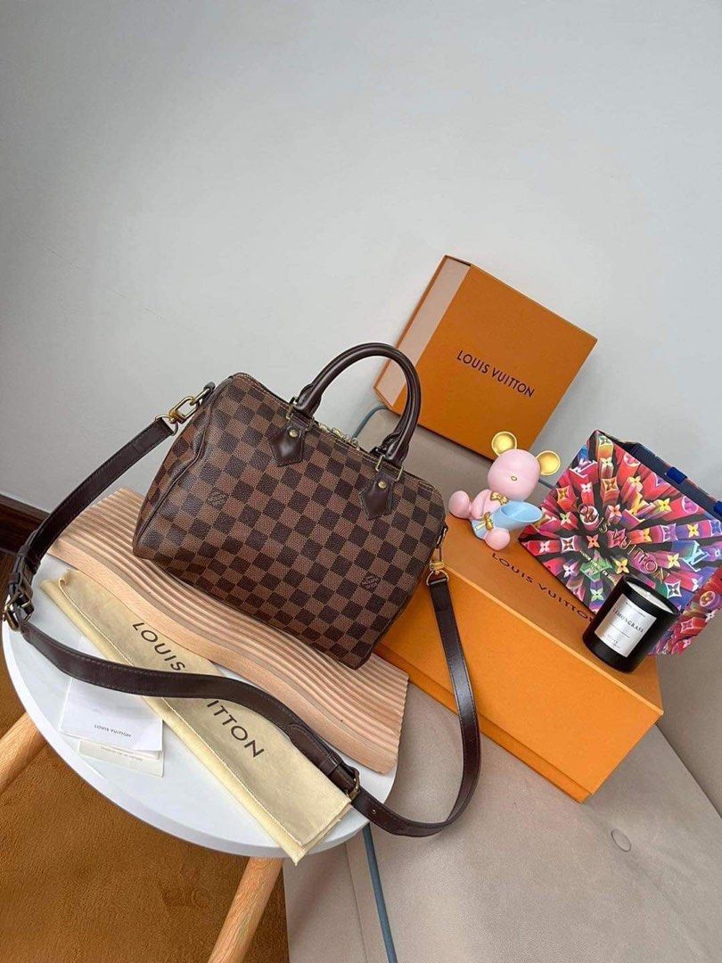 LV Damier Ebene Bando 25 (Category: Luxury Bags & Wallets) located in Quezon City. Submitted by kerenjoydomingo (Listing ID 1238716199, Image 1). Description: pre-love original LV BANDO 25 .