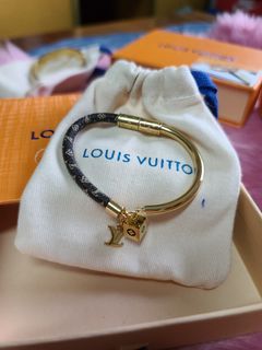 LV Magnetic Bracelet