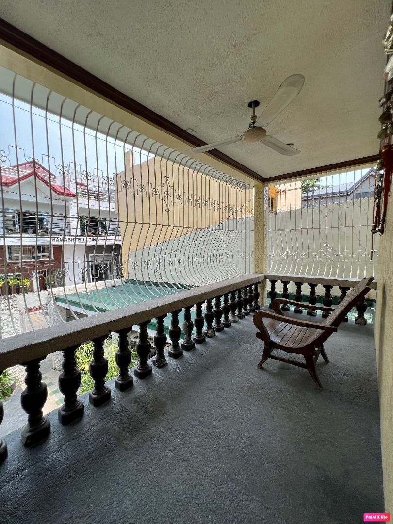 MANDALUYONG HOUSE AND LOT RARE FIND 1 MAIN HOUSE, 2 APARTMENTS, 1