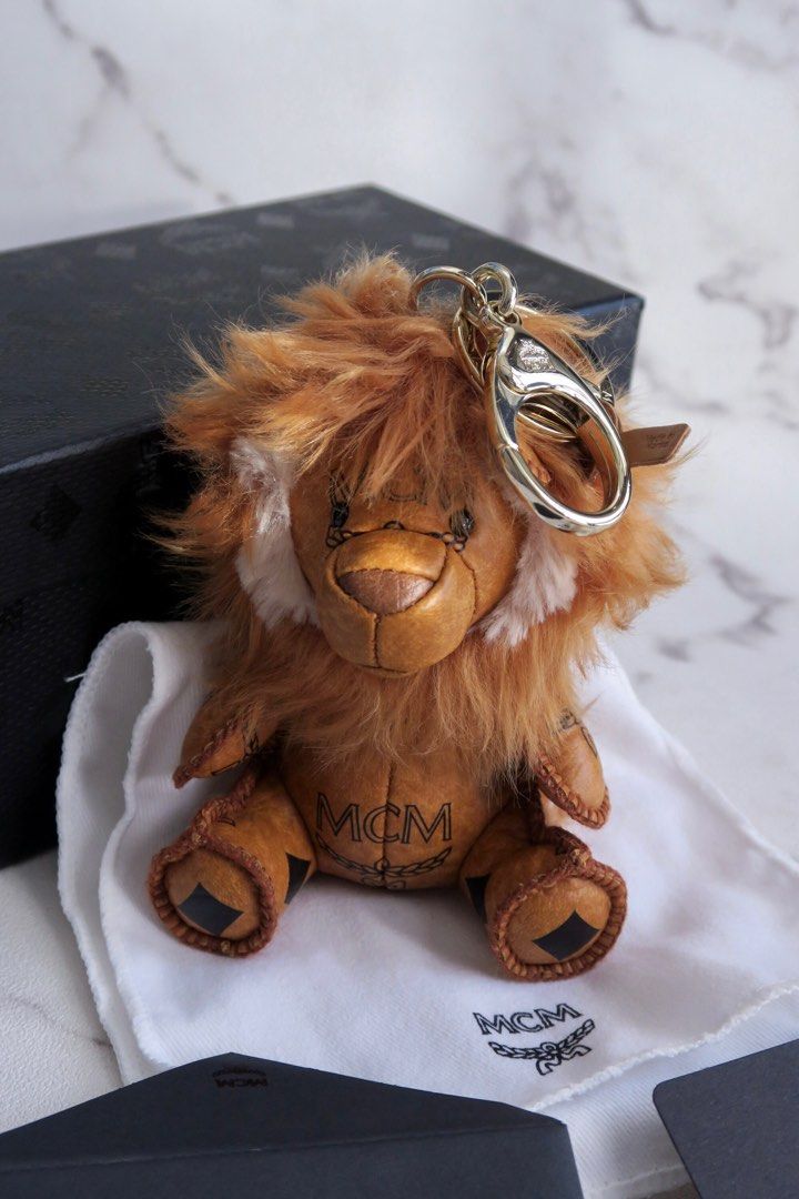 MCM Brown Lion Charm Key Ring Keychain Barang Mewah Aksesoris di