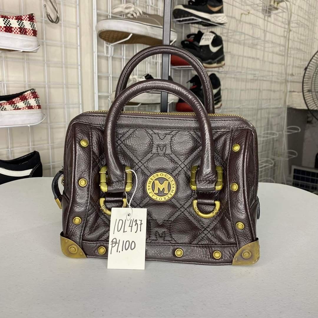 Metro City Hand Bag, Luxury, Bags & Wallets on Carousell