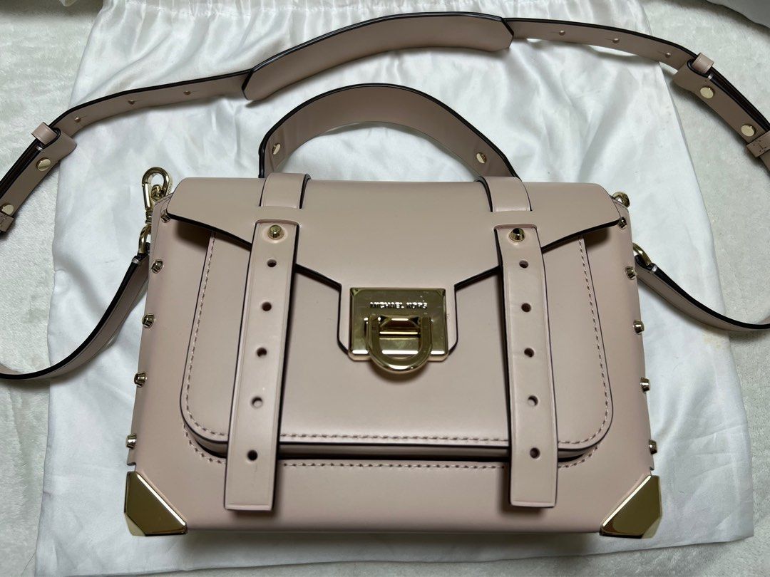MK Manhattan Women s Fashion Bags Wallets Clutches on Carousell