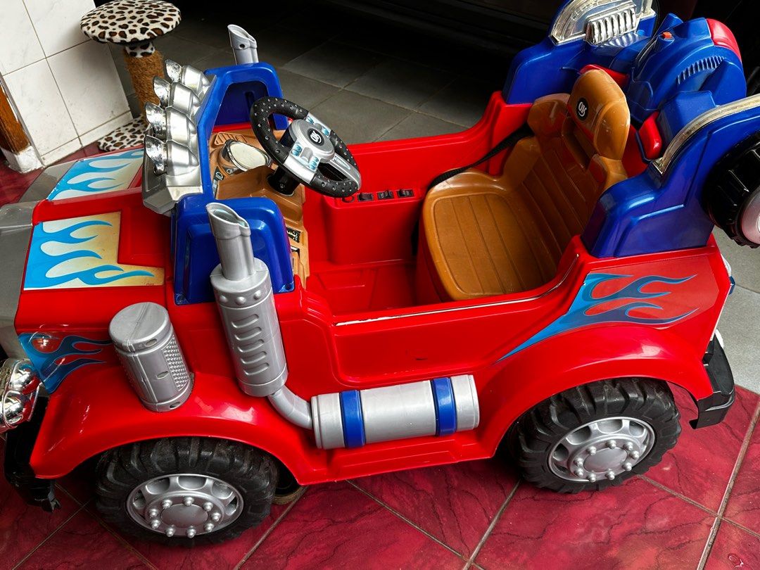 Mobil accu anak, Bayi & Anak, Baju Anak Laki-laki, 4 hingga 7 tahun di