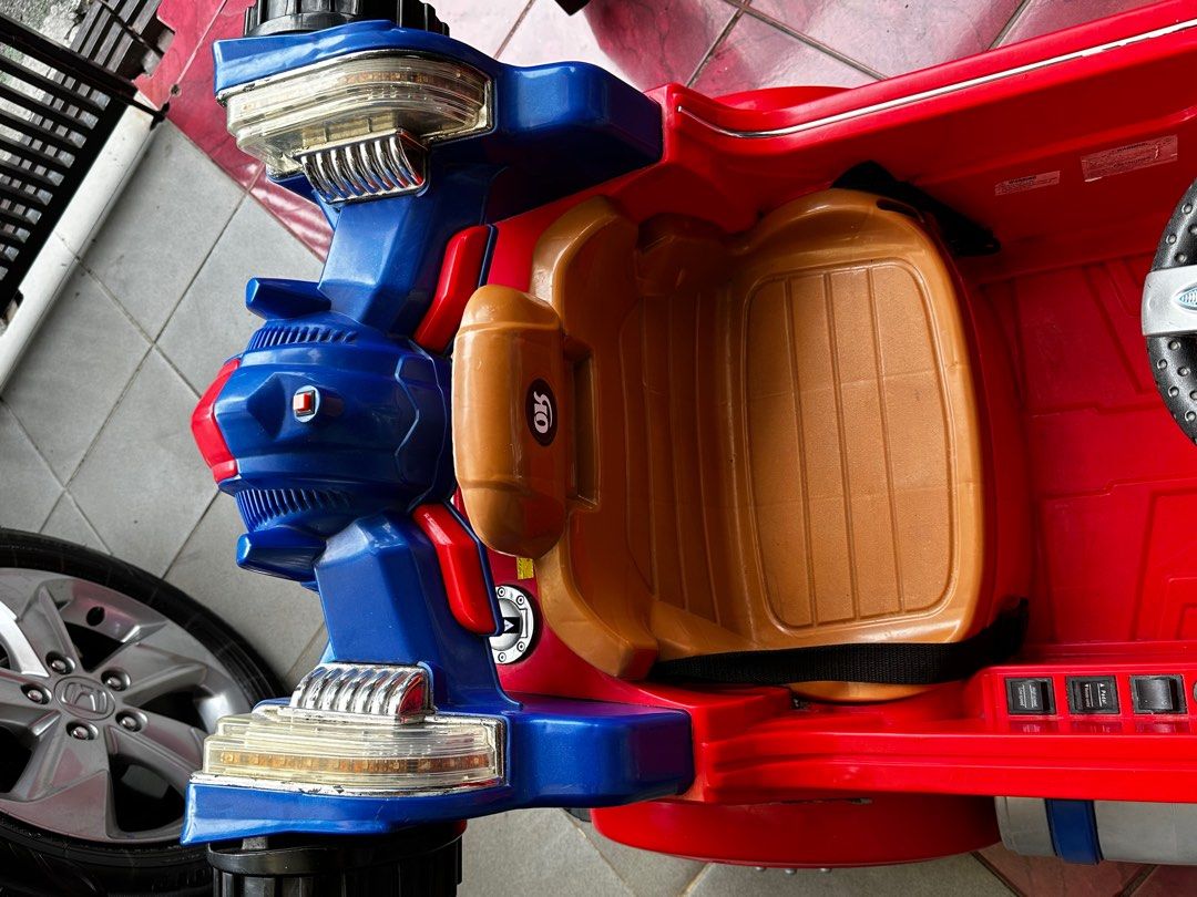 Mobil accu anak, Bayi & Anak, Baju Anak Laki-laki, 4 hingga 7 tahun di