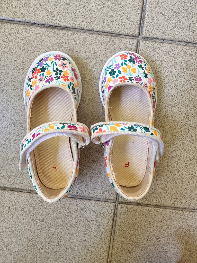 Marks and sales spencer childrens shoes