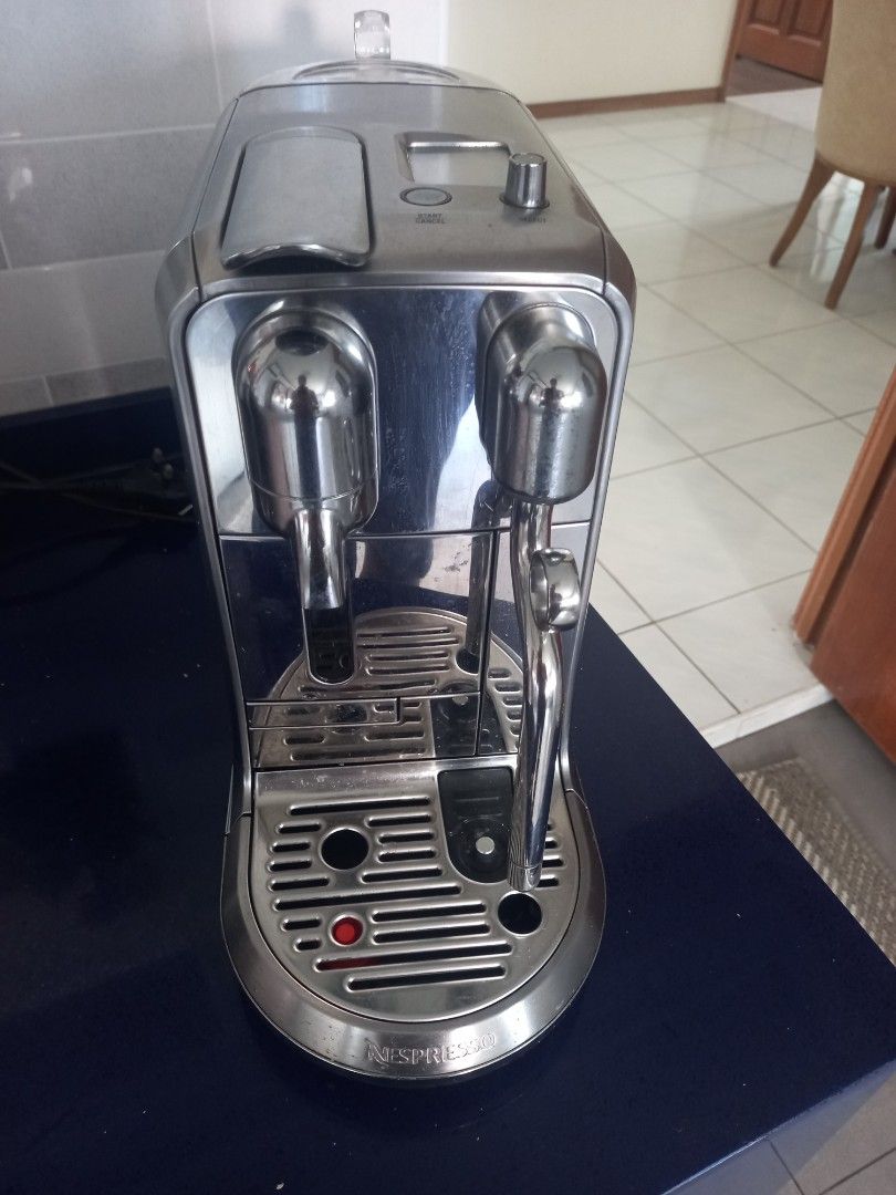 !URGENT SALE! Nespresso Creatista Plus Coffee Maker, TV & Home