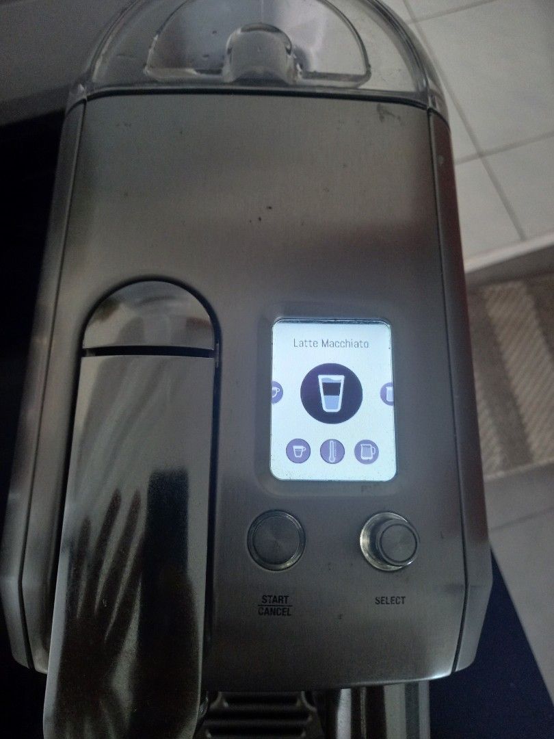 !URGENT SALE! Nespresso Creatista Plus Coffee Maker, TV & Home