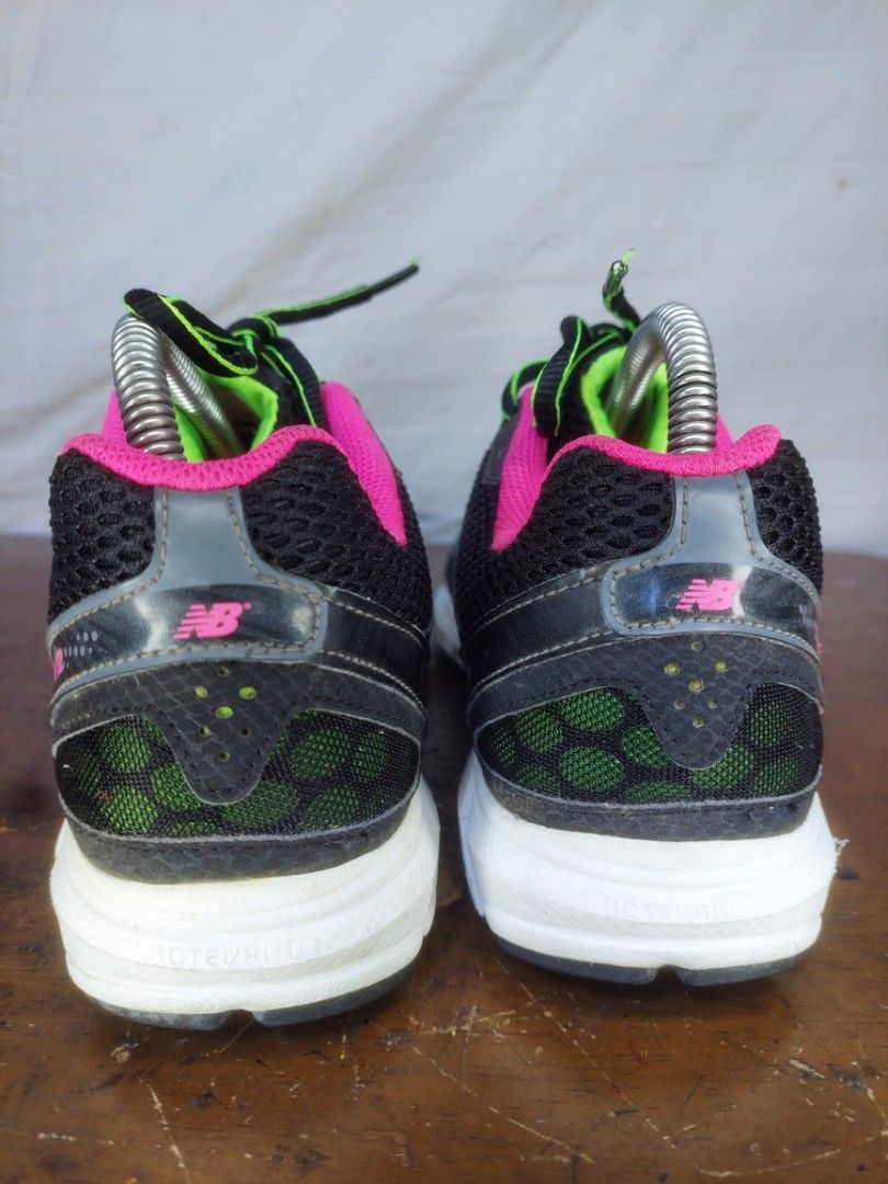 New balance 750v2 size 8 women, Women's Fashion, Footwear, Sneakers on  Carousell
