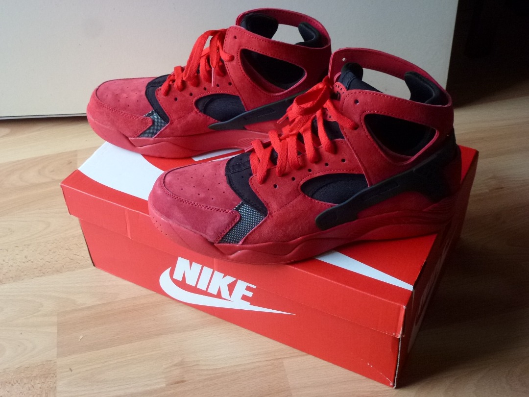 Nike Air Flight Huarache University Red Size 11 Men s Fashion