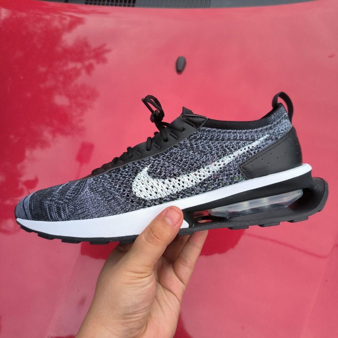 Nike air max flyknit 3 black and white online