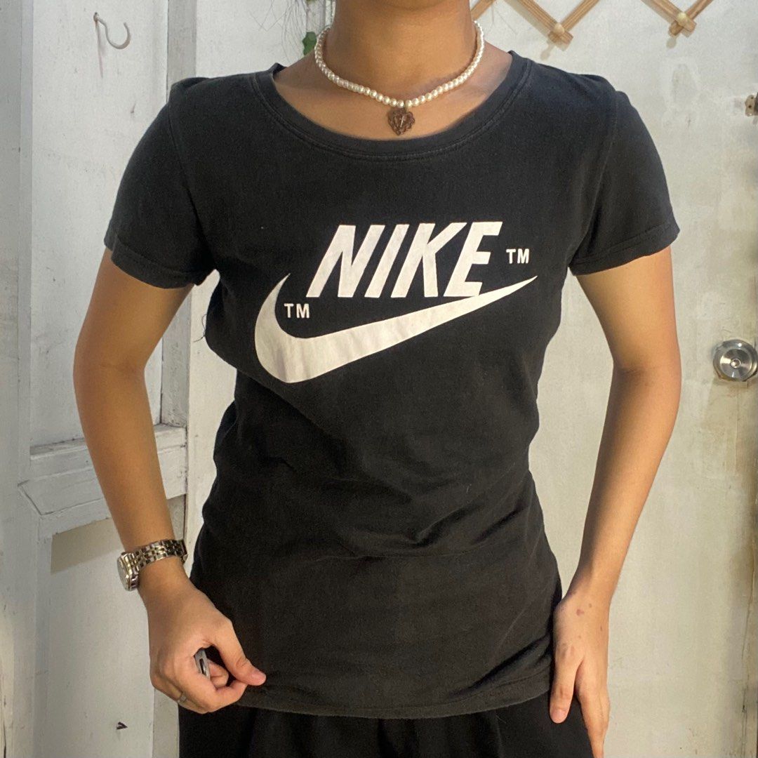 womens nike blouse