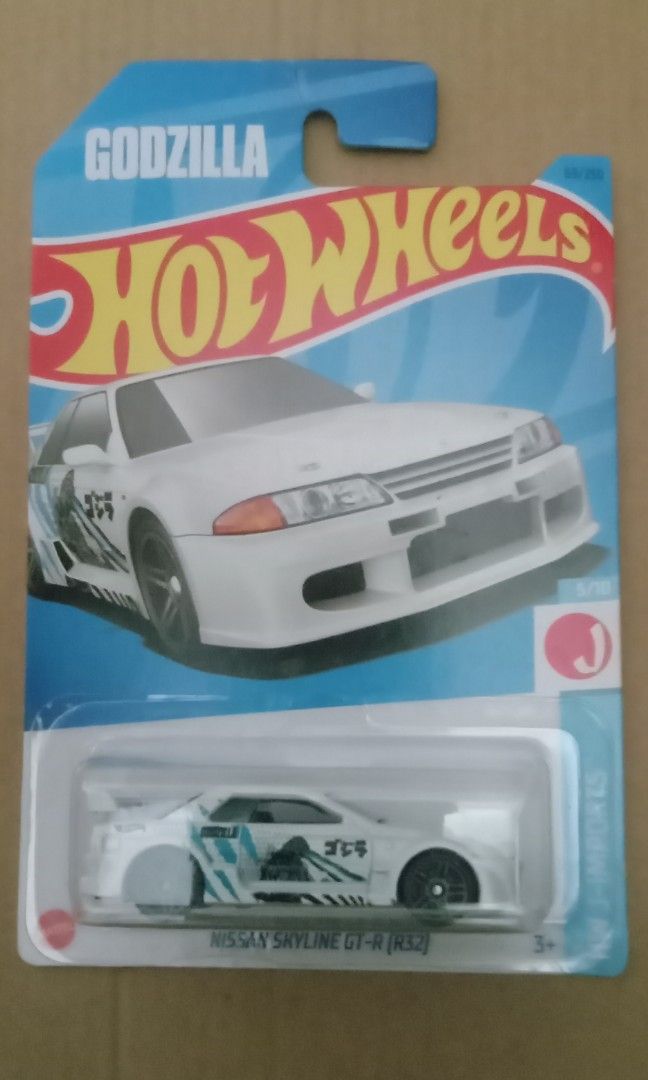 nissan skyline gtr r32 hot wheels, Hobbies & Toys, Toys & Games on ...