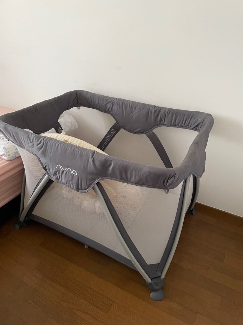 Nuna sena travel cot, Babies & Kids, Baby Nursery & Kids Furniture