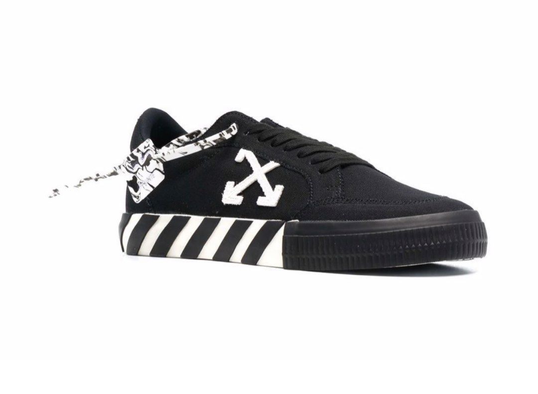 Vulcanized canvas shoes store