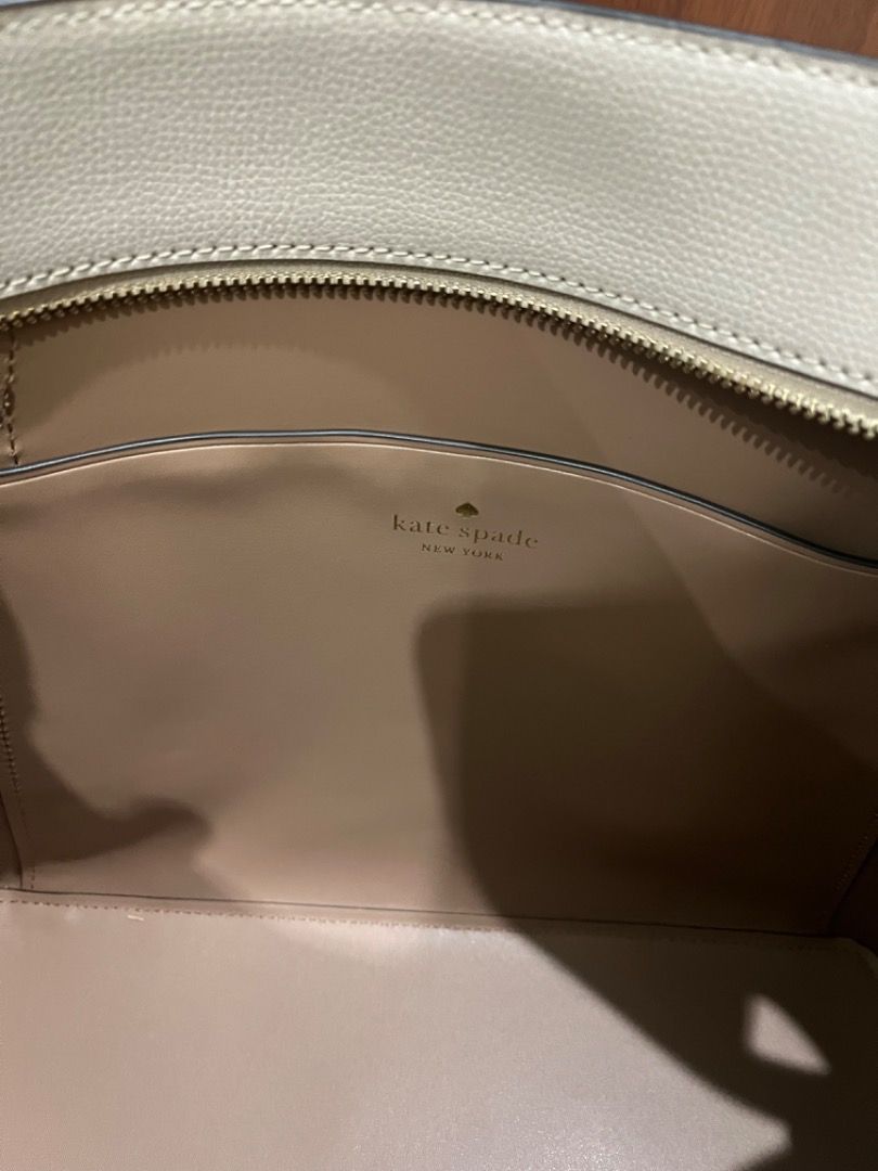 Kate Spade Cara Large Tote Bag (Black), Luxury, Bags & Wallets on Carousell