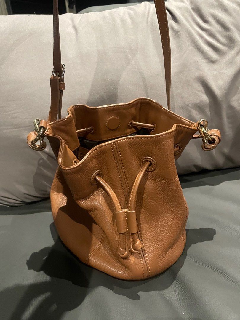 Oroton leather hotsell bags
