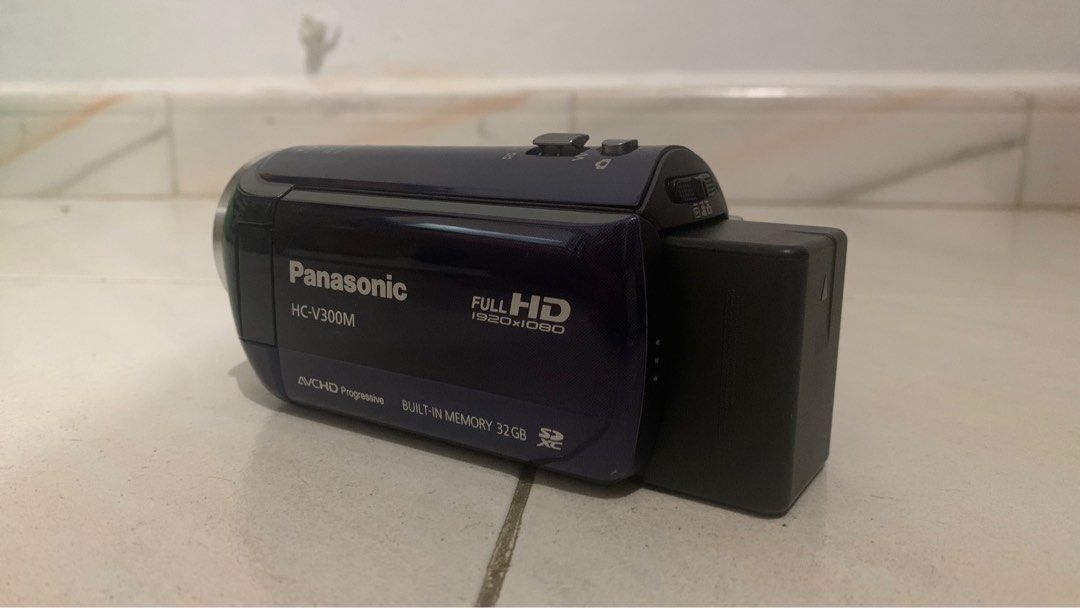 Panasonic HC-V300M camcorder