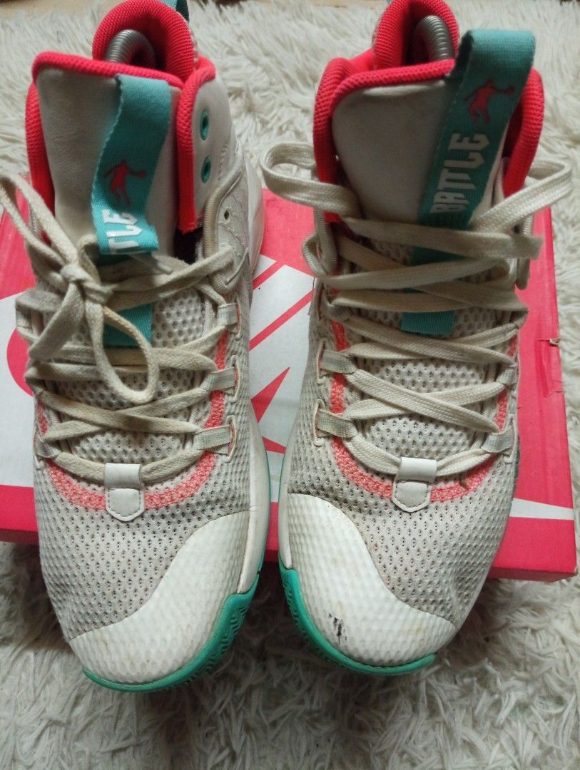 QIAODAN BATTLE BASKETBALL SHOES WHITE on Carousell