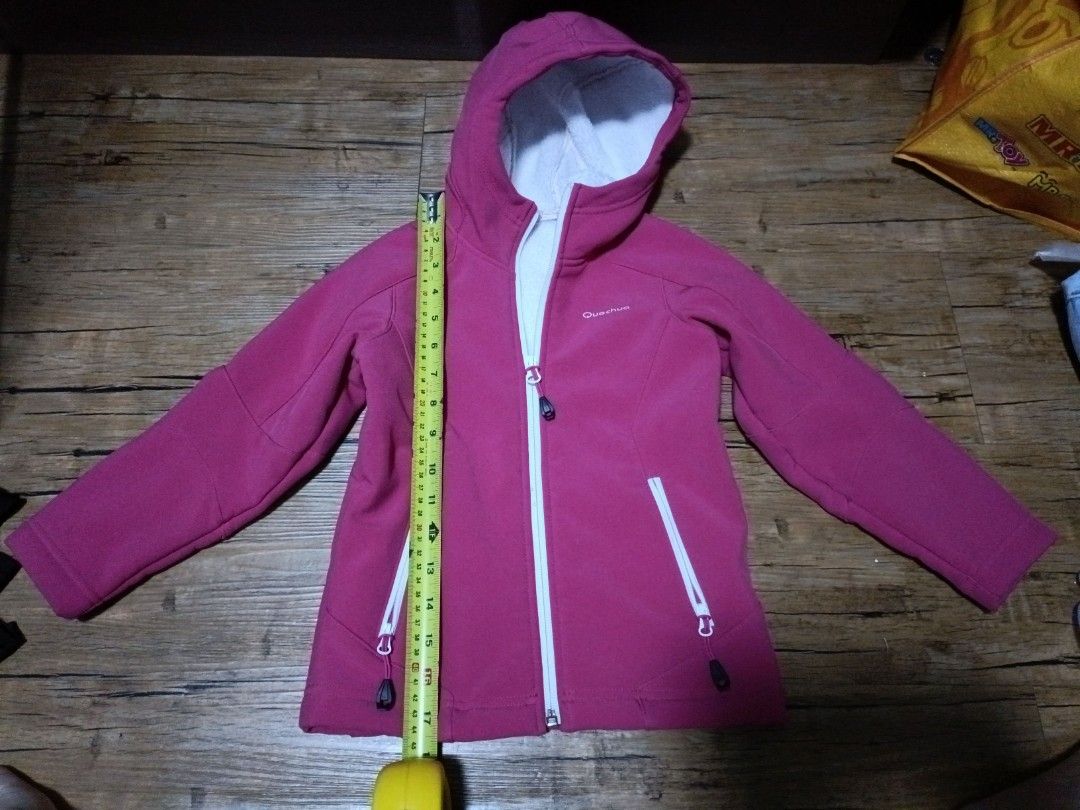 Quechua jacket, Women's Fashion, Coats, Jackets and Outerwear on Carousell
