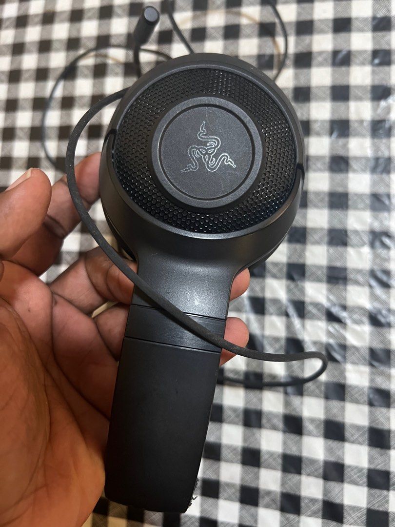 Razer gaming headphone, Audio, Headphones & Headsets on Carousell