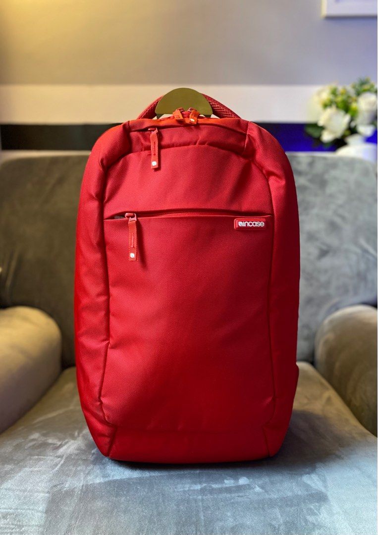Incase deals laptop backpack