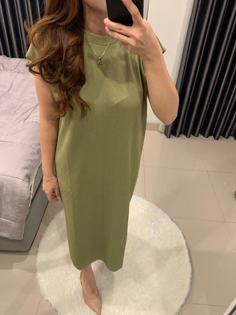 Sage green knit dress on Carousell