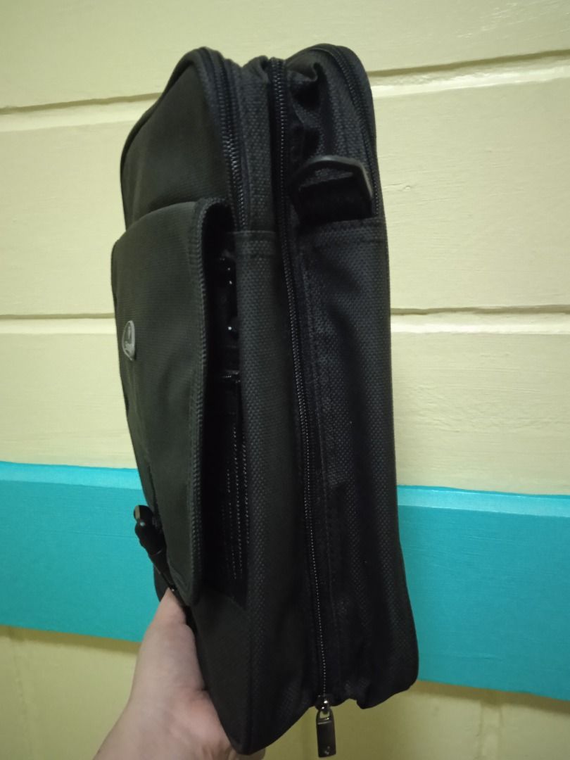 Samsonite Foldable & Expandable Duffle Bag on Carousell