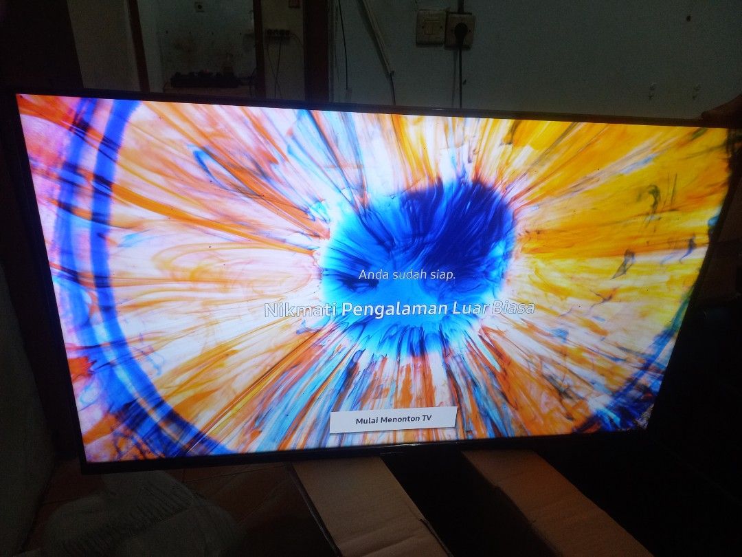 Samsung TV AU7002 43 inch UHD on Carousell