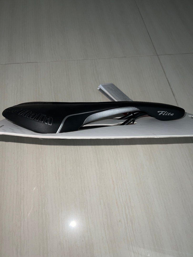 selle italia flite flow racing saddle