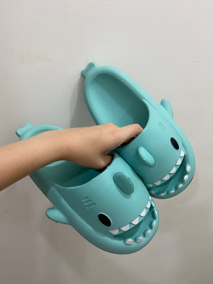 sharky sandals