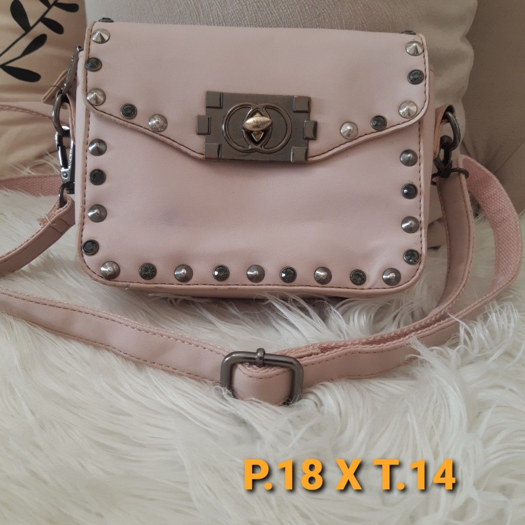 Tas Sling bag mini studs stut baby pink ala valentino brand HOWRU