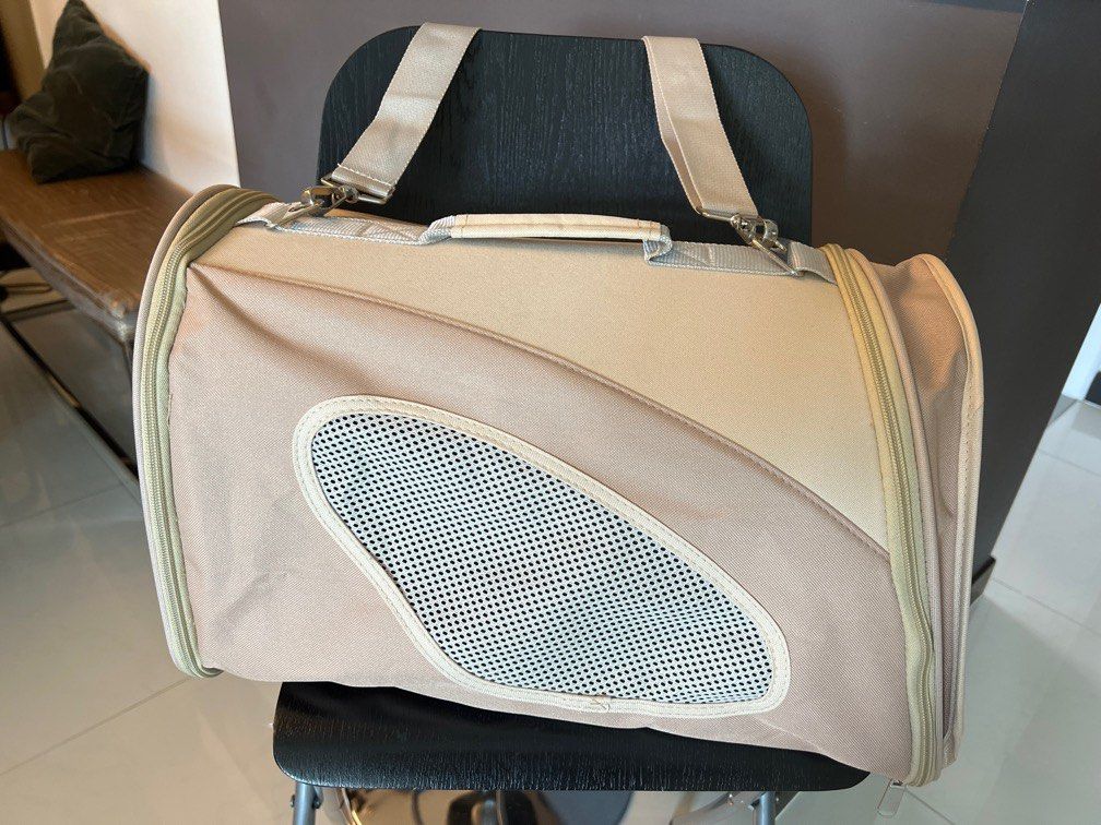 Bark and meow pet carrier top