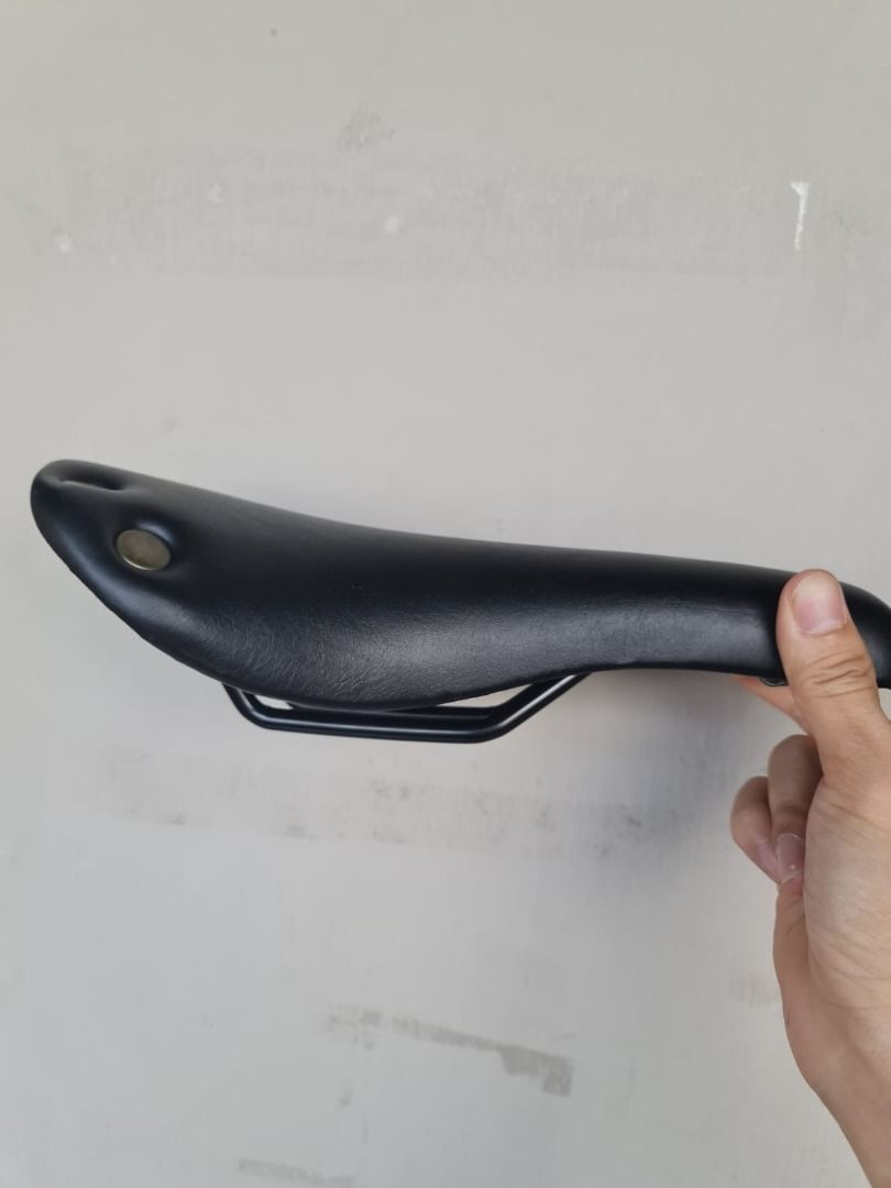 Stock Clearance Bicycle Premium Saddle Brooks like Lightweight Rivet Seat Brand New