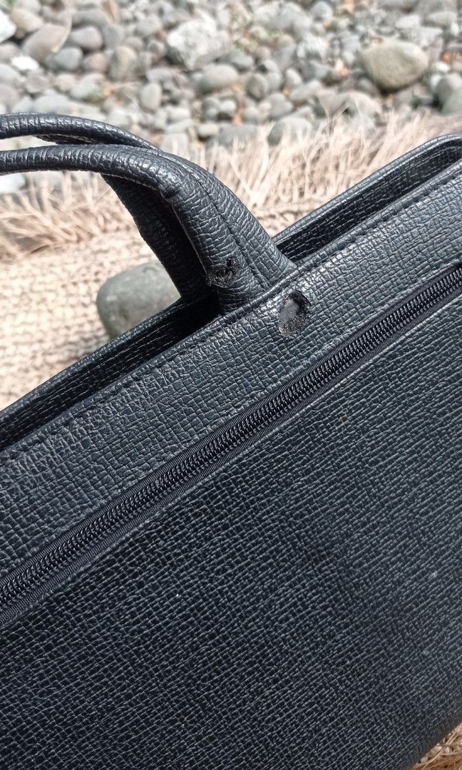 Tas Kerja Kantor Pria, Fesyen Wanita, Tas & Dompet di Carousell