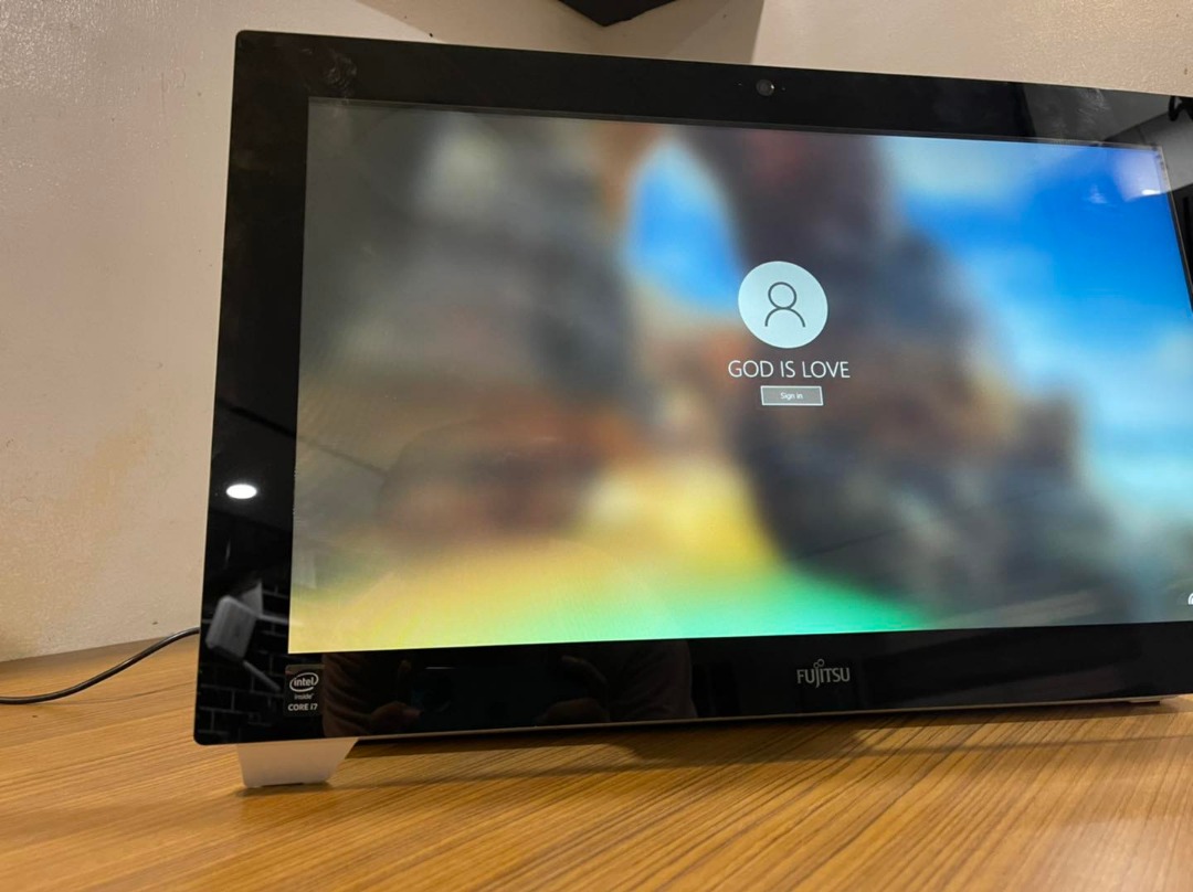 新品未使用】 - 富士通 爆速PC Corei7/SSD1TB新品/16GB/BD/office