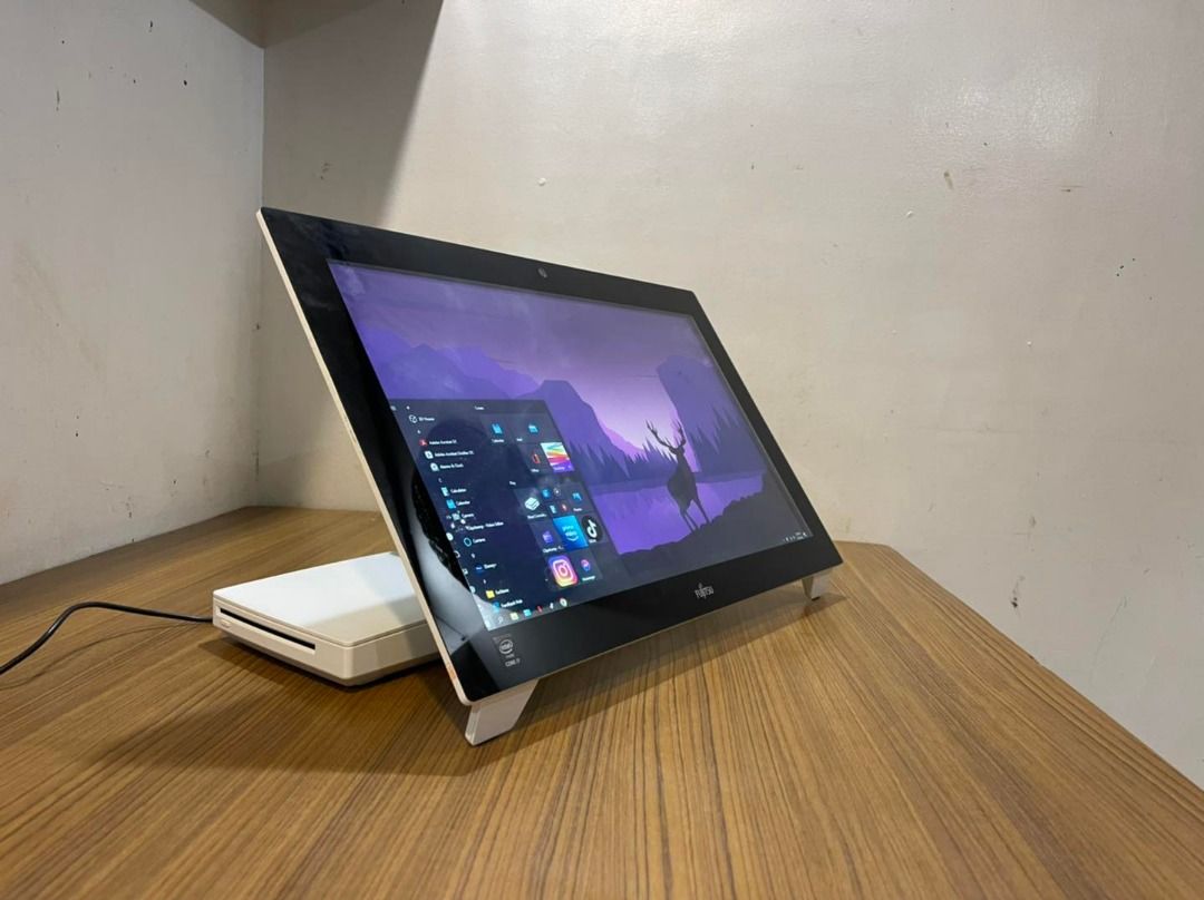 新品未使用】 - 富士通 爆速PC Corei7/SSD1TB新品/16GB/BD/office