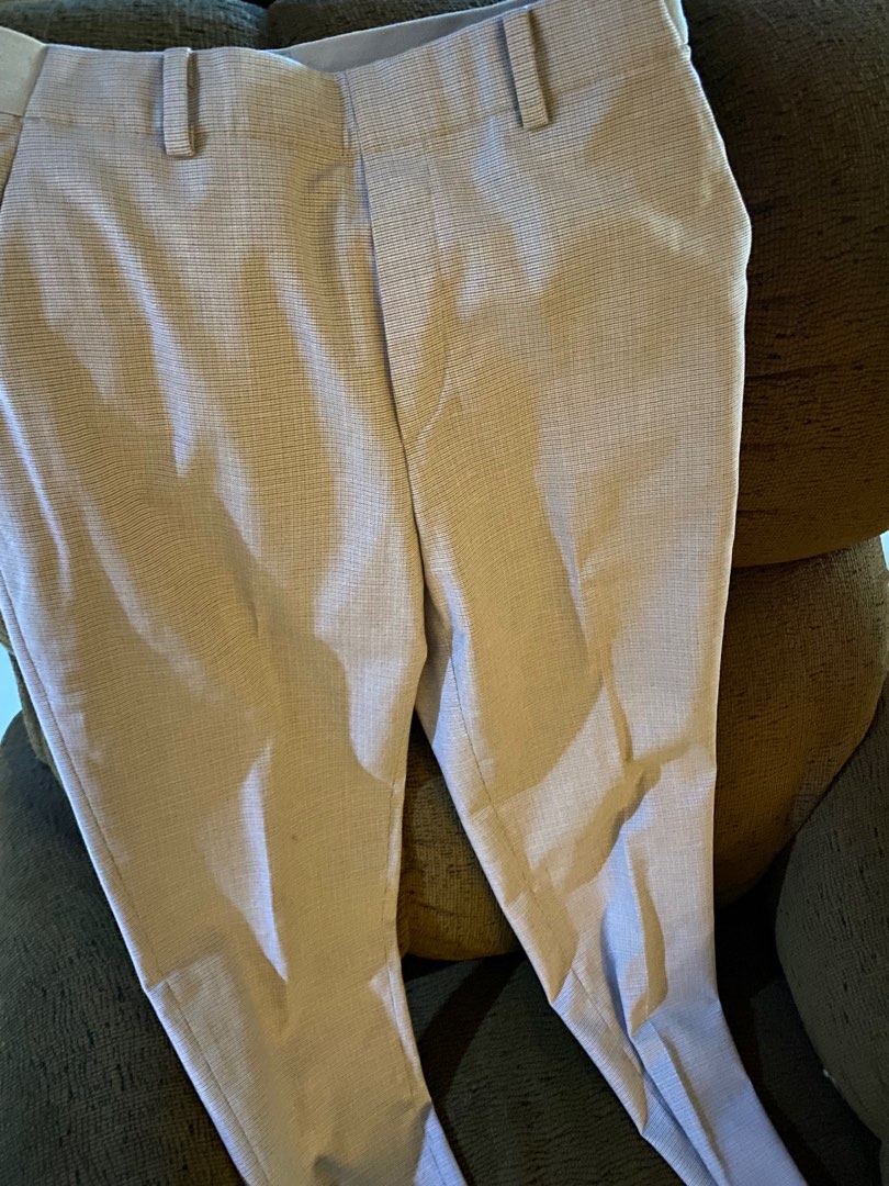 Uniqlo pants on Carousell