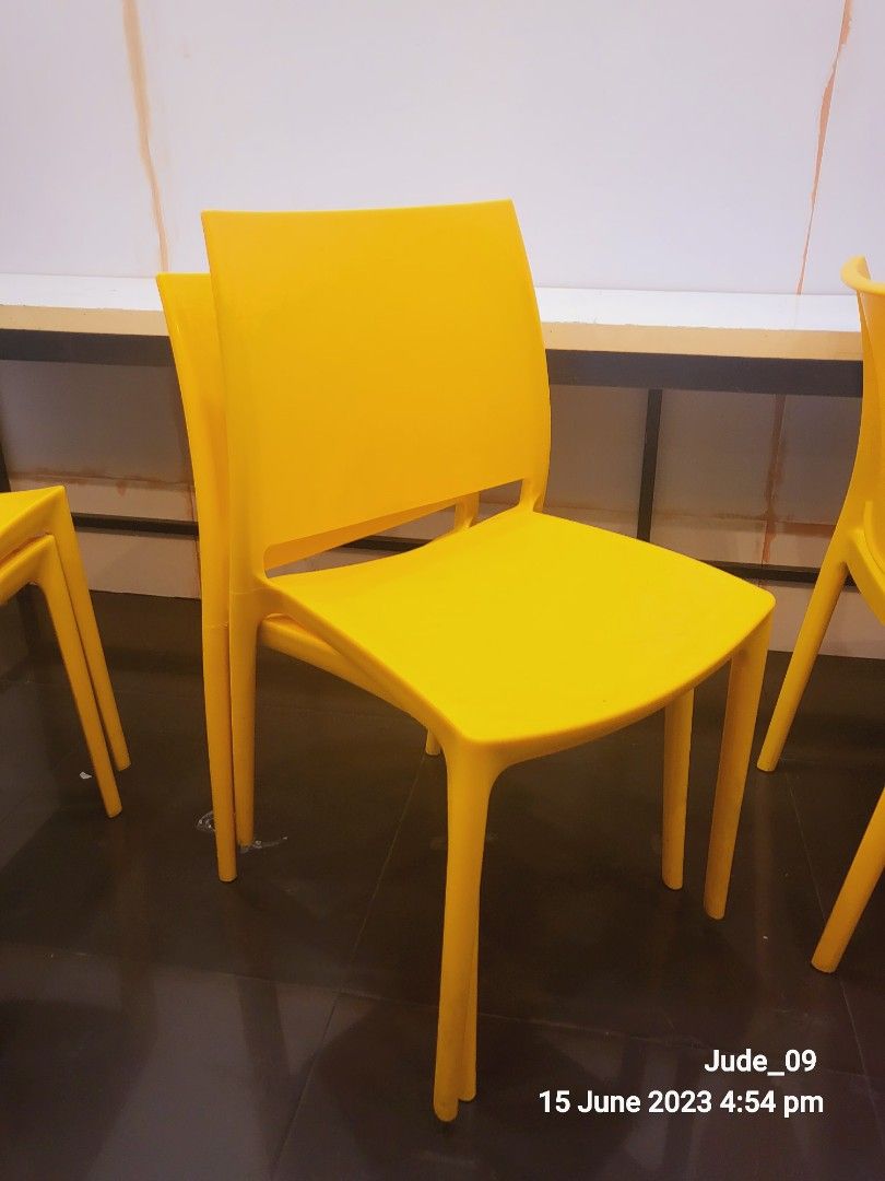 Uratex plastic chair price sale