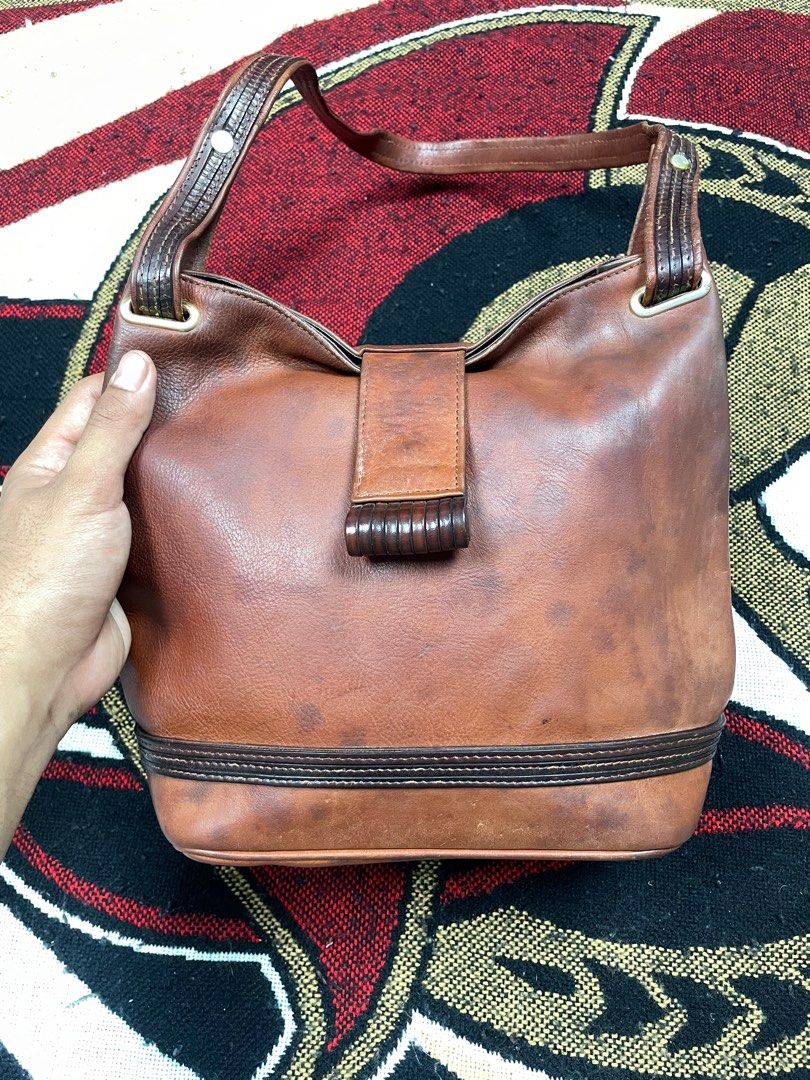 Bally shoulder bag vintage clearance