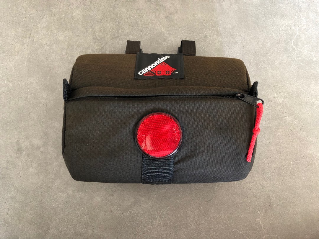 Vintage cannondale bike bags sales