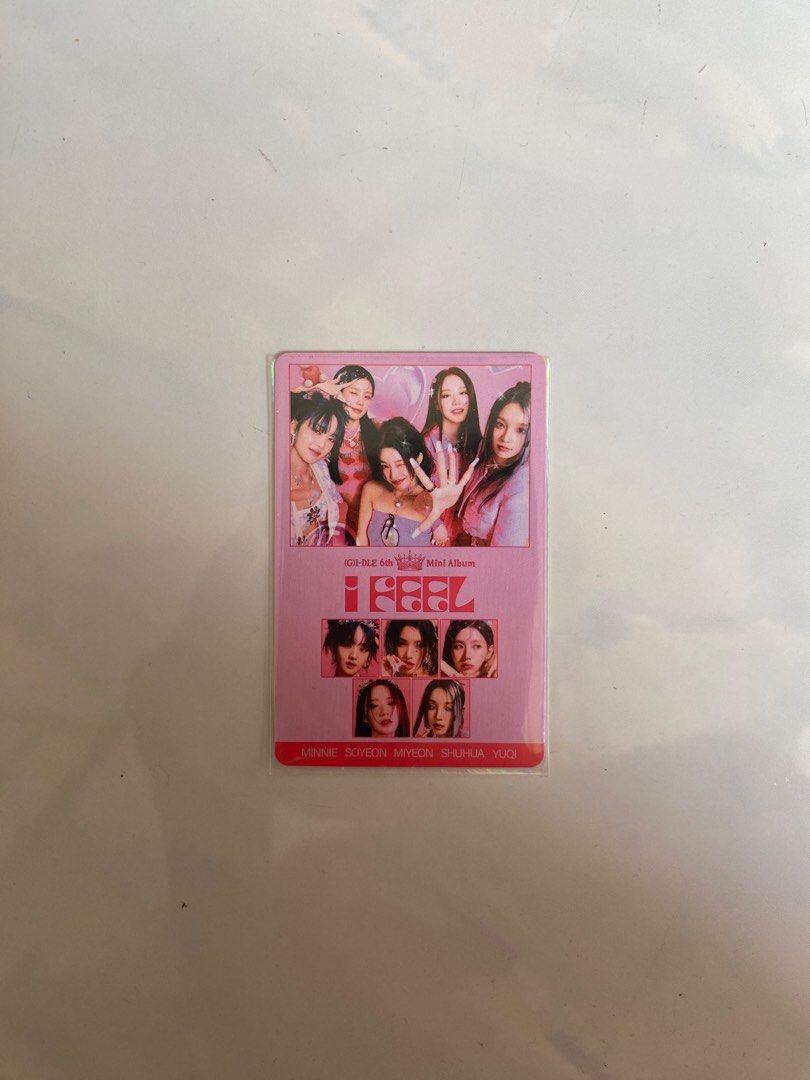 gidle i feel sealed album ➕Minnie photocard - Media