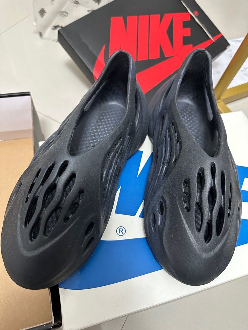 Yeezy Adidas Foam Runner (BLACK), Men's Fashion, Footwear, Sneakers on ...