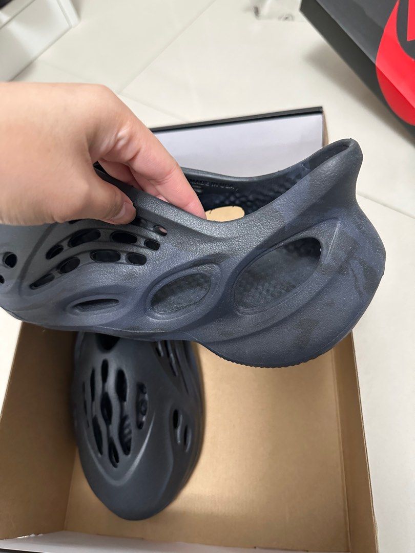 adidas foam runner black