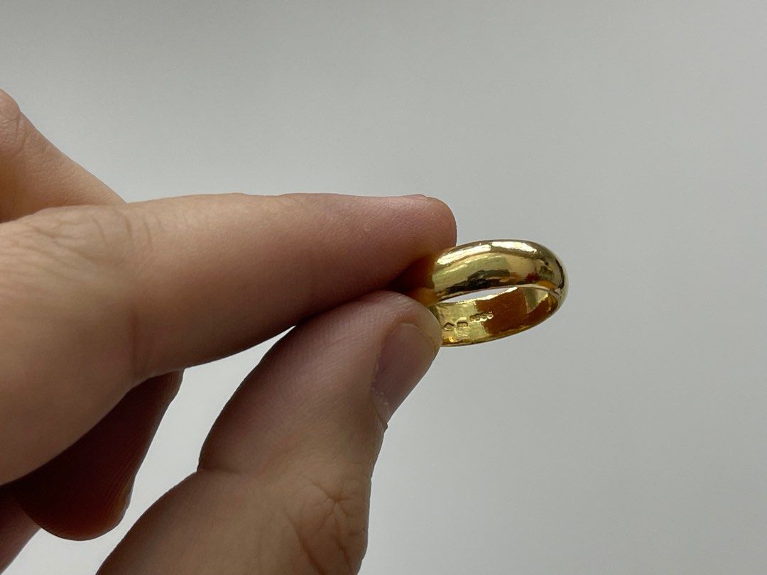 Pure gold band discount